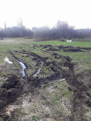 «Пробуйте как-то сами выбраться из этой западни». В Лежневском районе снова застряла скорая 